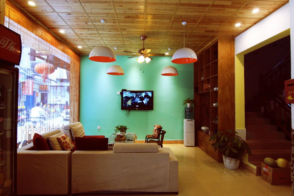 Lan Shan Chu Youth Hostel Yangshuo Zewnętrze zdjęcie